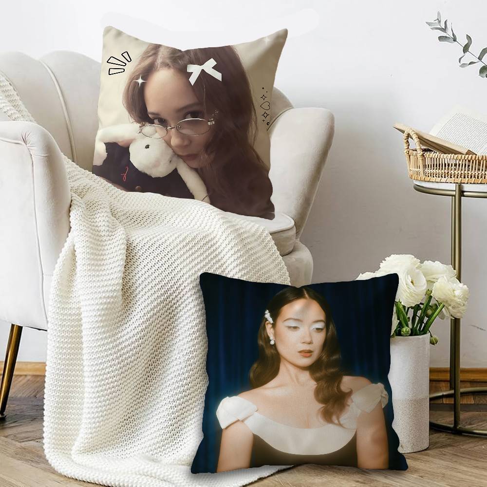 Singer L-Laufey.png Almofadas  - Home Decor Png avaliação e preço