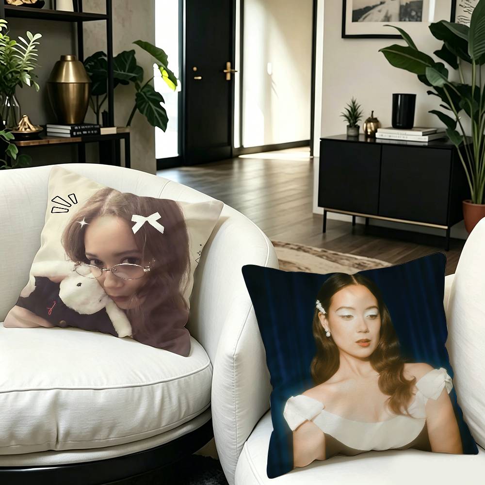 Singer L-Laufey.png Almofadas  - Home Decor Png avaliação e preço